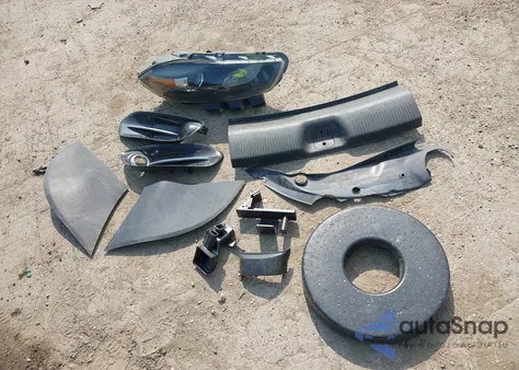 2013 Dodge Dart Rallye z USA, uszkodzony, nr VIN 1C3CDFBH0DD106796